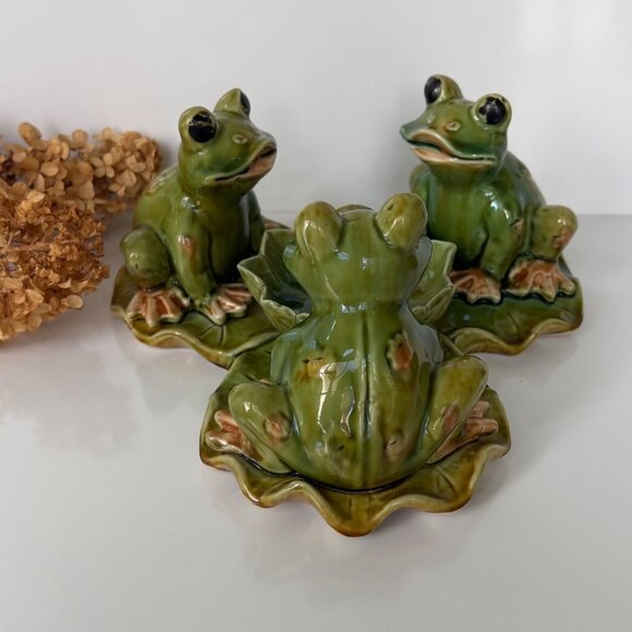 Vintage Ceramic Frog Trio Candy Dish/Trinket Holder Green 7" Wide Collectible Ho - Picture 1 of 7